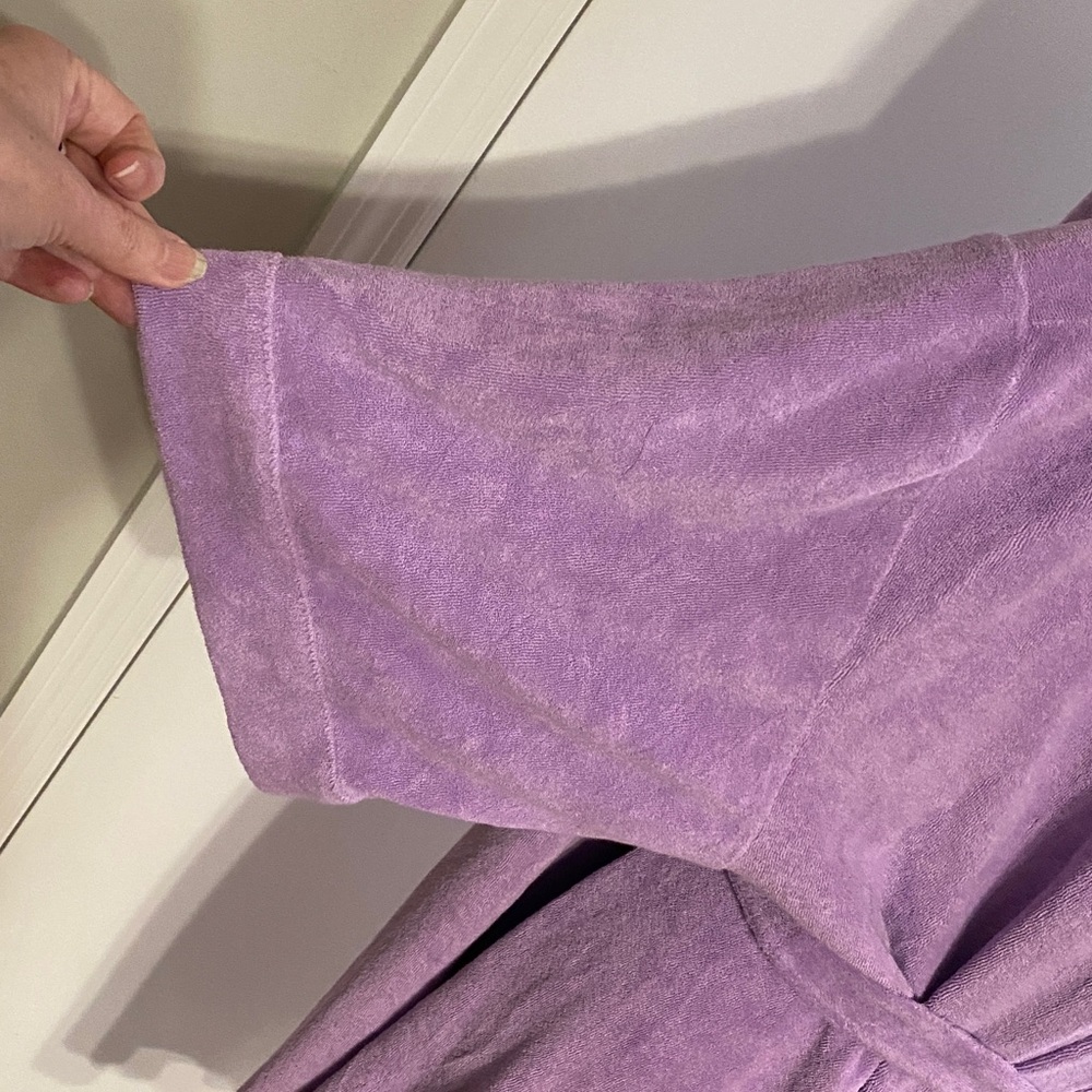Monrow Robe & Lounge Pants Set - Picture 3 of 12